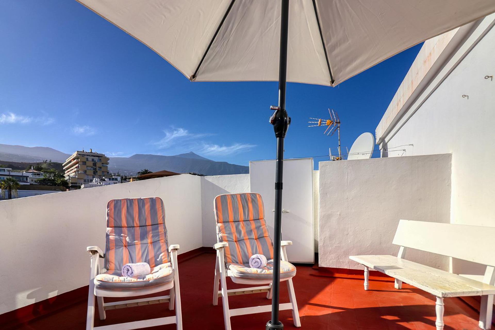 Spacious Penthouse With King-Size Bed, Huge Terrace, Ocean & Teide View Puerto de la Cruz  Exterior photo
