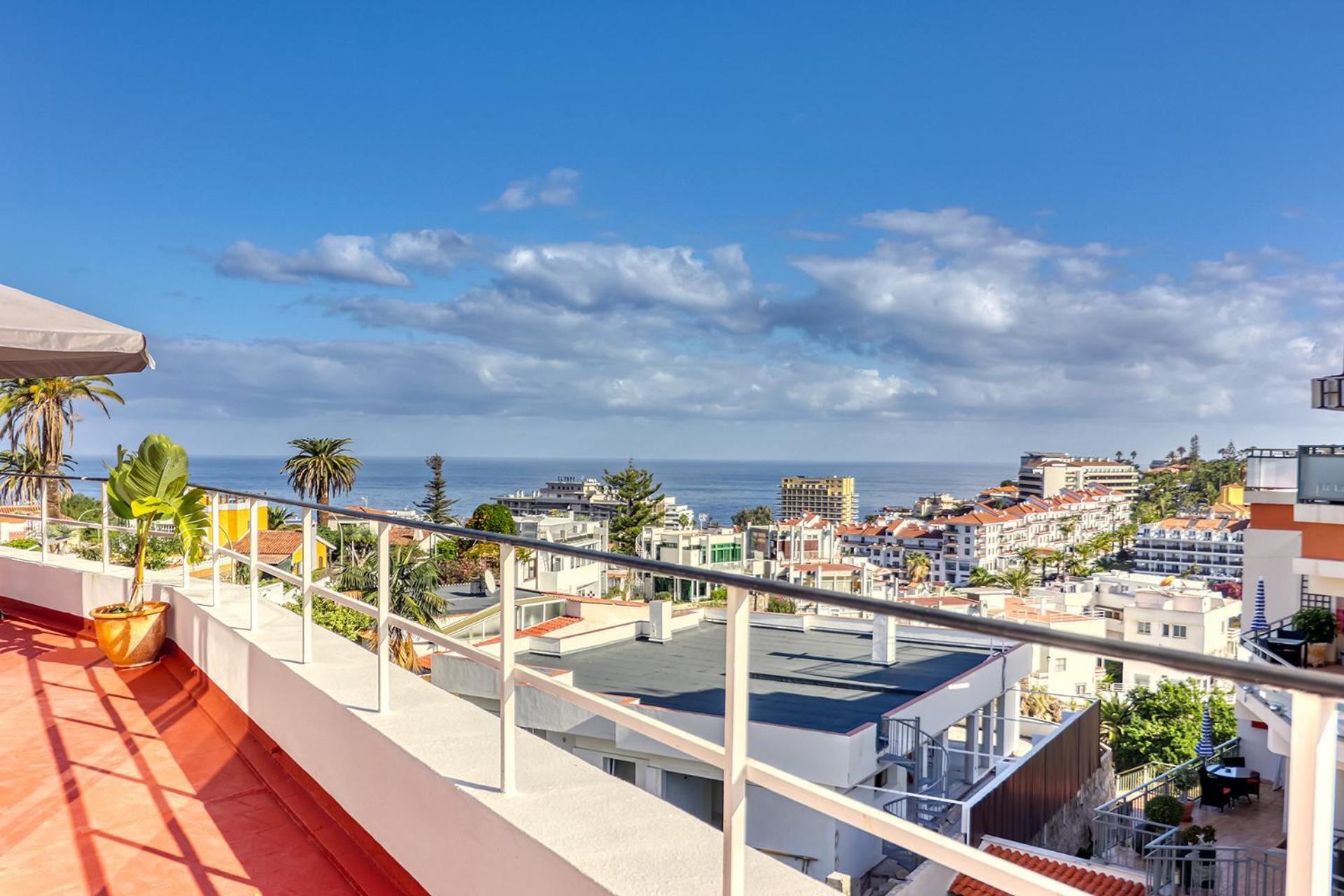 Spacious Penthouse With King-Size Bed, Huge Terrace, Ocean & Teide View Puerto de la Cruz  Exterior photo